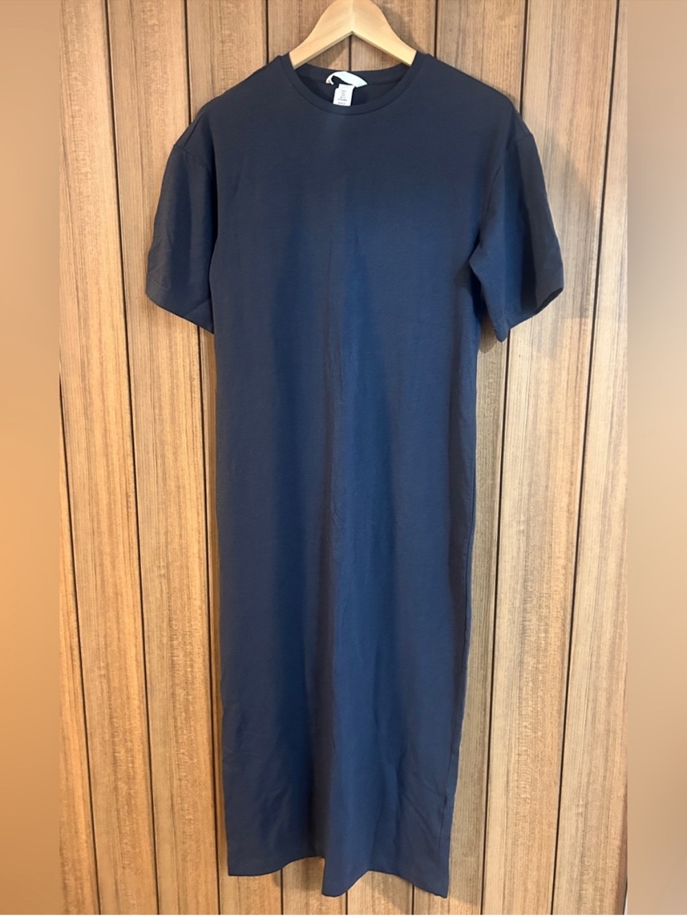 H&M Classic Midi T-Shirt Dress • Navy • Size Small